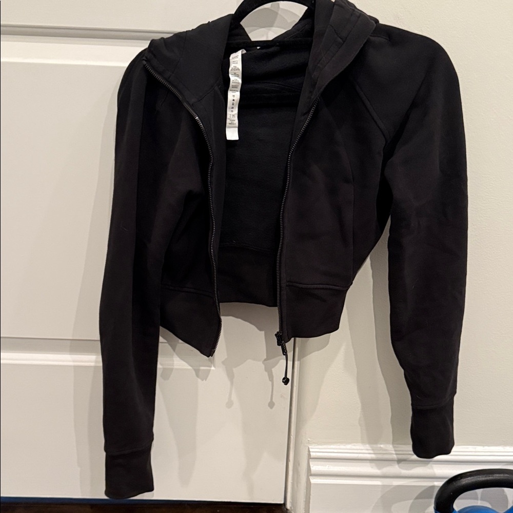 Black Lululemon Cropped Hoodie Zip up